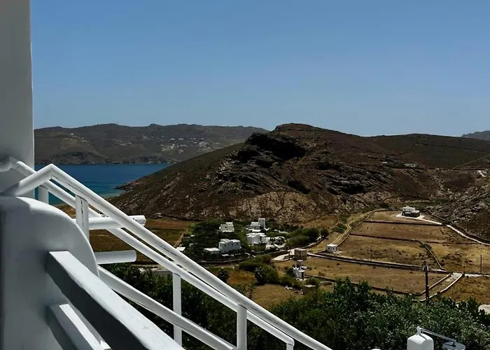 Panormos Beach Escape Dreamy Coastal Retreat וילה